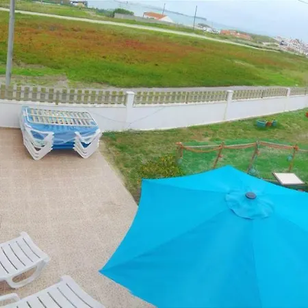 Arribas Do Mar Houses شقة